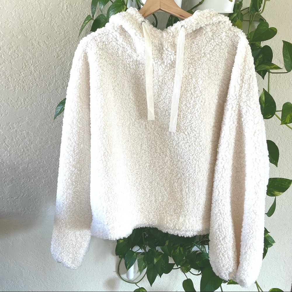 F21 PULLOVER TEDDY JACKET